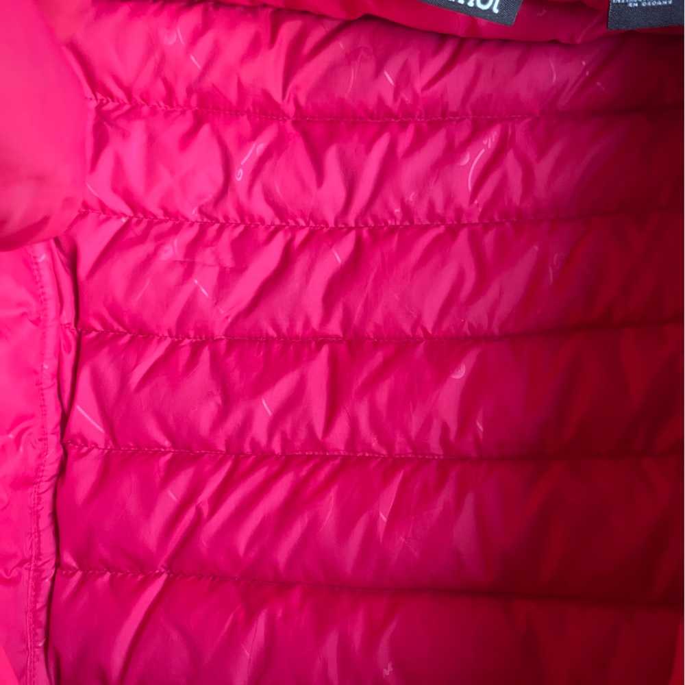 Marmot Women’s Pink 800 Fill XS Puffer Vest - Picture 12 of 15
